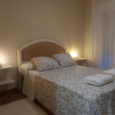 Apartamento Turistico Altora Томелосо Екстериор снимка